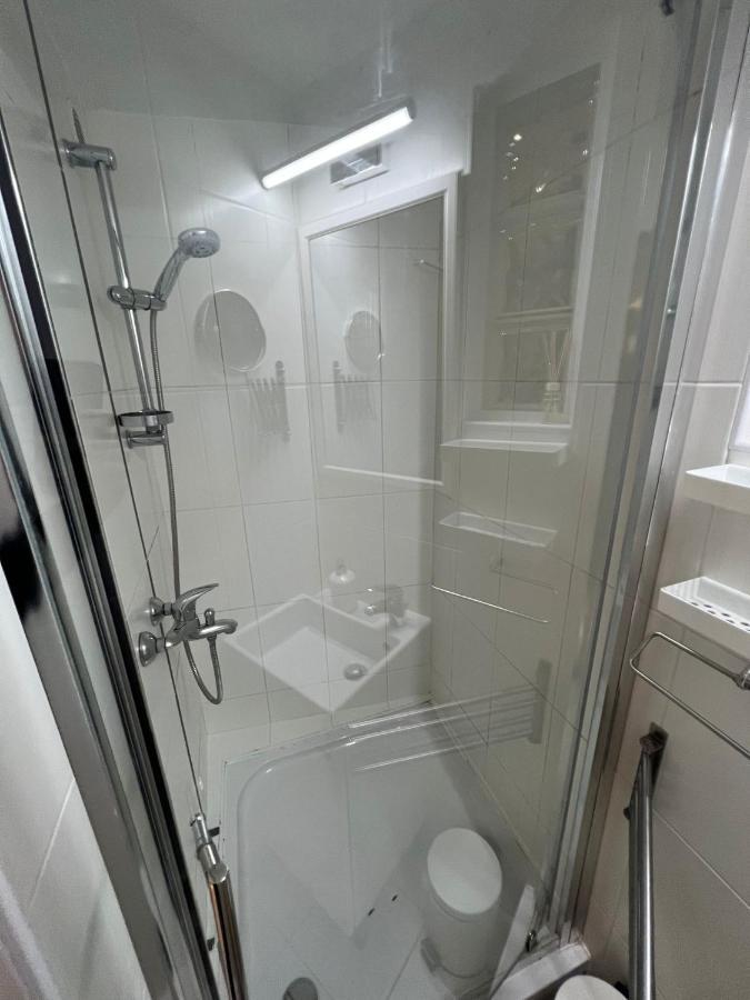 Studio Apartman Luka Zagreb Exteriör bild