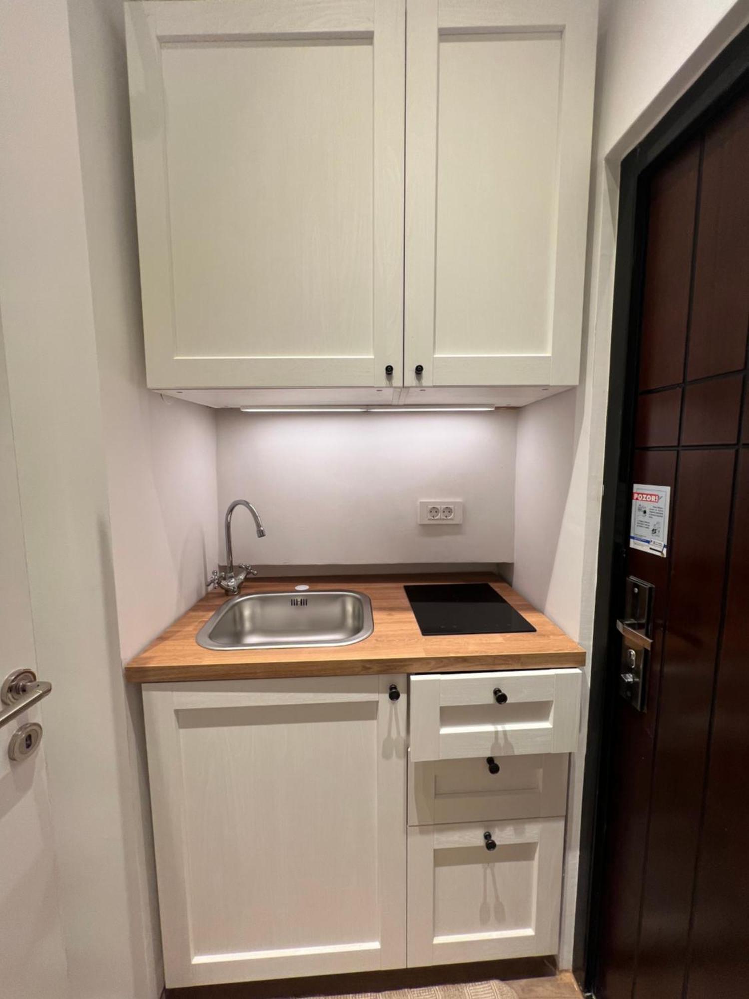 Studio Apartman Luka Zagreb Exteriör bild